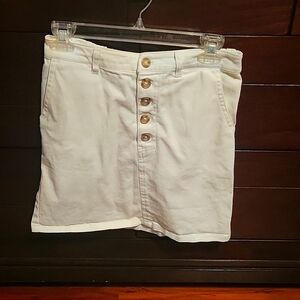Beige skirt size small new without tags